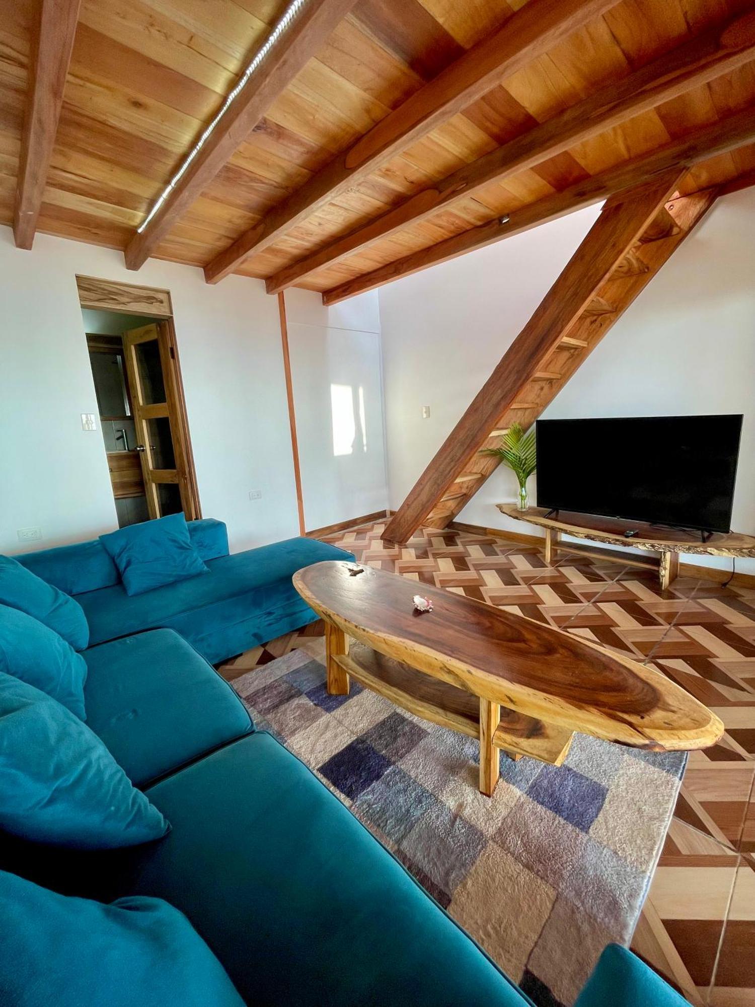 El Mangle Front Apartment